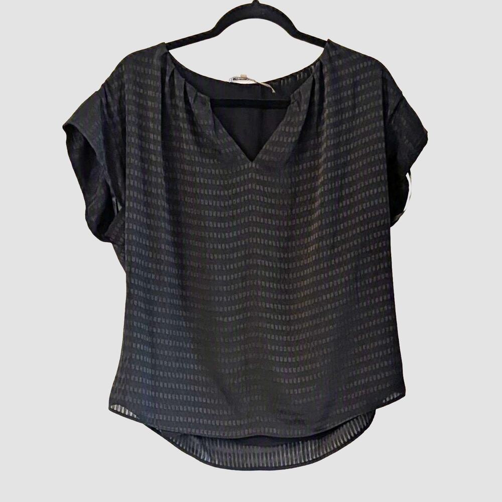 Calvin Klein Black Textured Blouse M V Neck Cap Sleeve Lined Career Top